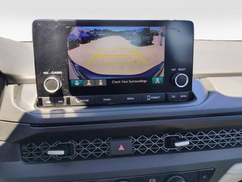 Certified 2023 Honda Accord EX image 17