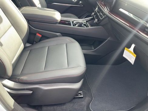 New 2026 Chevrolet Traverse Z71 w/ Enhanced Driving Package image 11