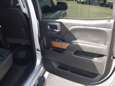 Used 2018 Chevrolet Silverado 1500 LTZ w/ LTZ Plus Package RWD image 13