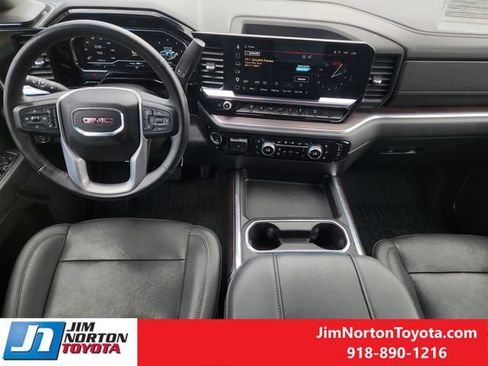 Used 2024 GMC Sierra 2500 SLT w/ SLT Premium Package AWD/4WD image 26