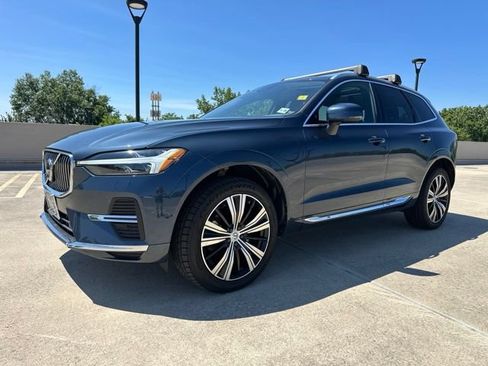 Certified 2023 Volvo XC60 T8 Plus w/ Climate Package AWD/4WD image 4