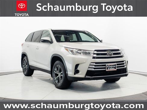 Used 2019 Toyota Highlander LE AWD/4WD image 1