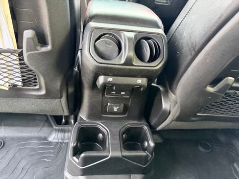 Used 2020 Jeep Gladiator Rubicon w/ LED Lighting Group image 15
