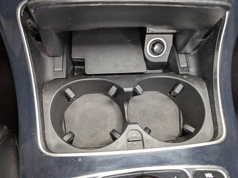 Used 2015 Mercedes-Benz C 300 Sport image 29