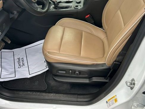 Certified 2023 Chevrolet Traverse Premier image 16