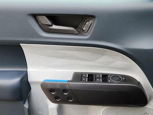 New 2025 Ford Maverick XLT w/ XLT Luxury Package image 6