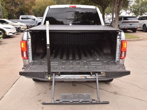 Used 2020 Ford F150 Platinum w/ Equipment Group 701A Luxury image 38