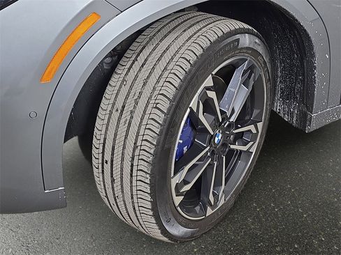Certified 2025 BMW X2 xDrive28i image 33