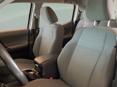 Used 2021 Toyota Tacoma SR5 RWD image 25