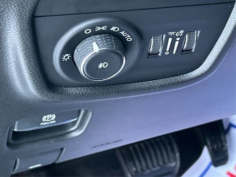 Certified 2022 Jeep Grand Cherokee Trailhawk w/ ADV Protech Group II image 40