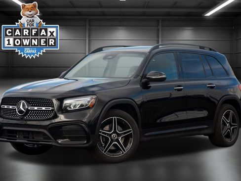 Certified 2025 Mercedes-Benz GLB 250 4MATIC image 1