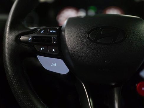 Used 2025 Hyundai Elantra N image 18