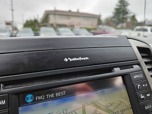 Used 2019 Nissan Frontier SL image 9