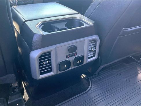Used 2018 Ford F150 Raptor w/ Equipment Group 802A Luxury AWD/4WD image 11