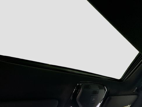 Used 2025 BMW 330i xDrive Sedan image 27