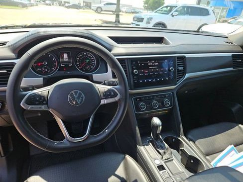 Used 2021 Volkswagen Atlas SE FWD image 18