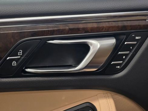 New 2026 Porsche Macan AWD/4WD image 35