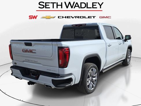 New 2026 GMC Sierra 1500 Denali w/ Denali Reserve Package AWD/4WD image 7