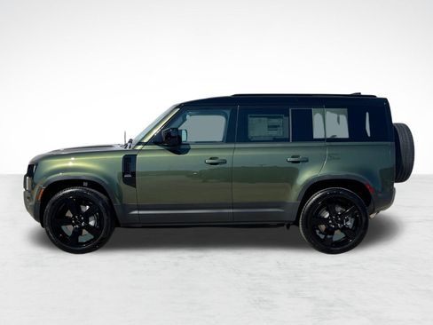 New 2026 Land Rover Defender 110 S image 2