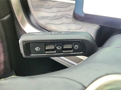 Used 2022 Rivian R1T Adventure image 40