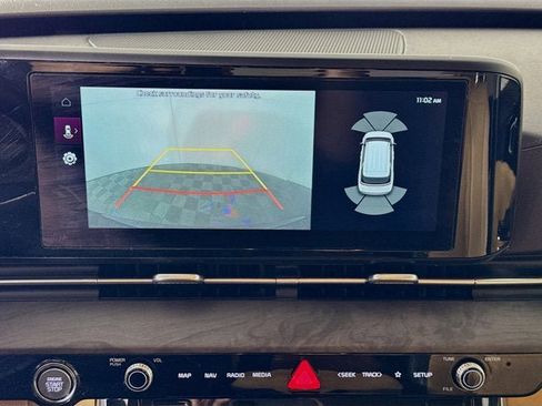 Certified 2024 Kia Carnival EX image 14