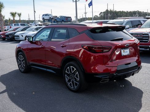 Certified 2024 Chevrolet Blazer RS w/ Driver Confidence II Package image 5