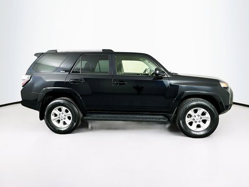 Used 2024 Toyota 4Runner SR5 image 10