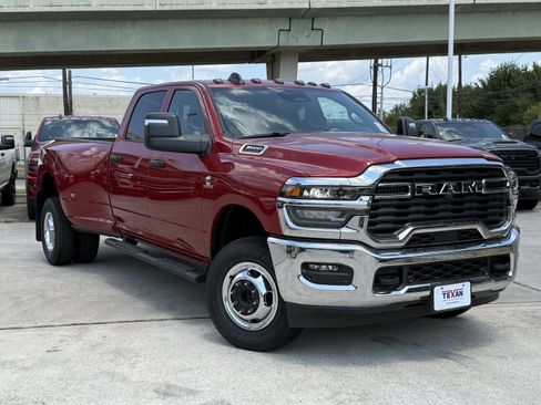 New 2026 RAM 3500 Tradesman AWD/4WD image 2