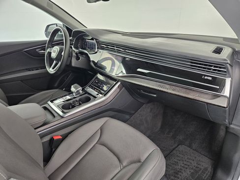 Used 2021 Audi Q8 Prestige AWD/4WD image 44