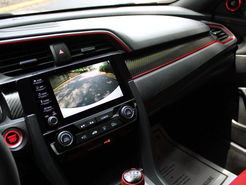Used 2020 Honda Civic Type R image 12