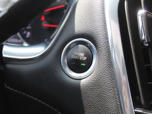 Used 2022 Chevrolet Traverse Premier w/ Redline Edition FWD image 27