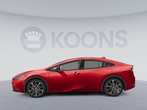 New 2025 Toyota Prius Plug-In Hybrid image 4