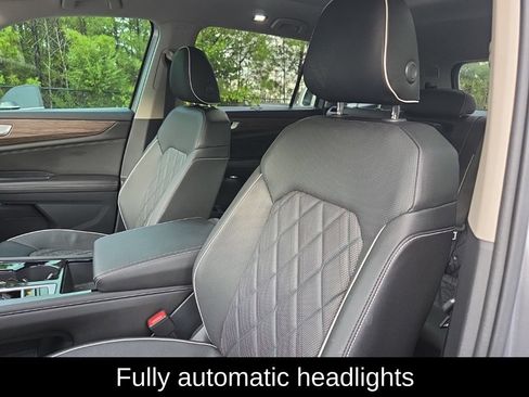 Used 2026 Volkswagen Atlas SEL Premium R-Line AWD/4WD image 15