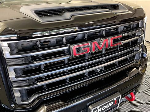 Used 2022 GMC Sierra 2500 AT4 w/ AT4 Preferred Package AWD/4WD image 27