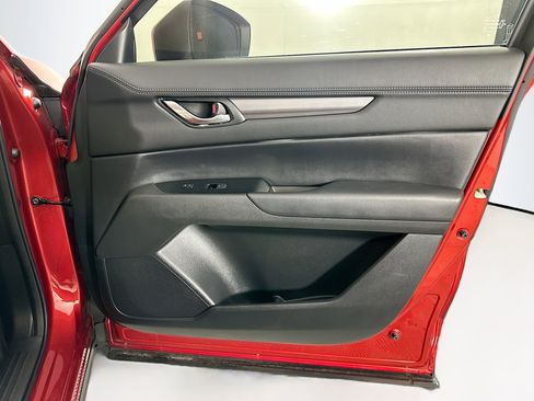 Used 2019 MAZDA CX-5 Touring image 30