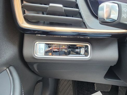 New 2026 Buick Envision Avenir image 19