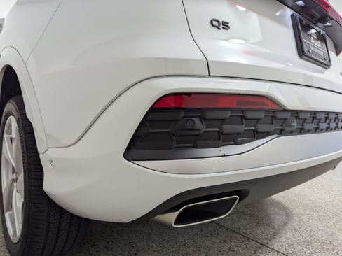Certified 2025 Audi Q5 Premium Plus w/ Premium Plus AWD/4WD image 23