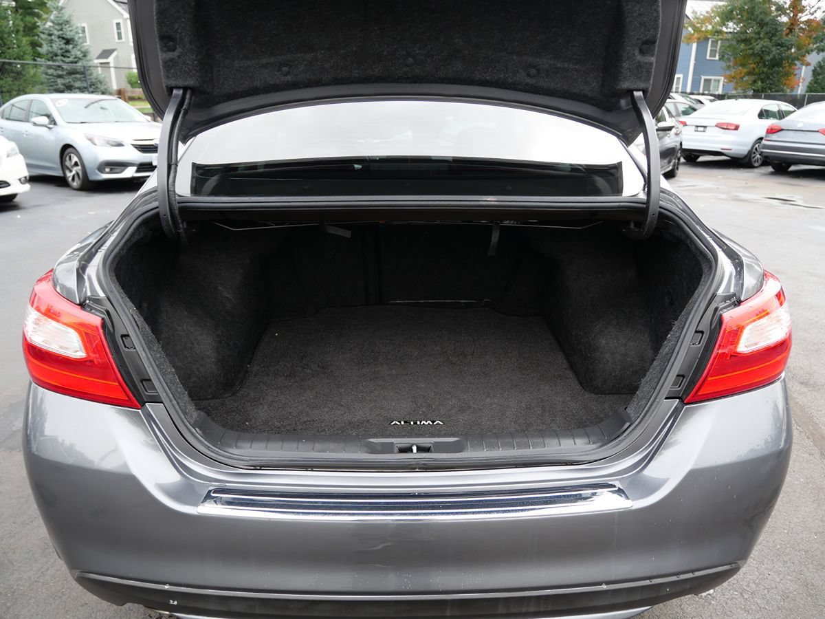 Used 2016 Nissan Altima 2.5 SV FWD image 29