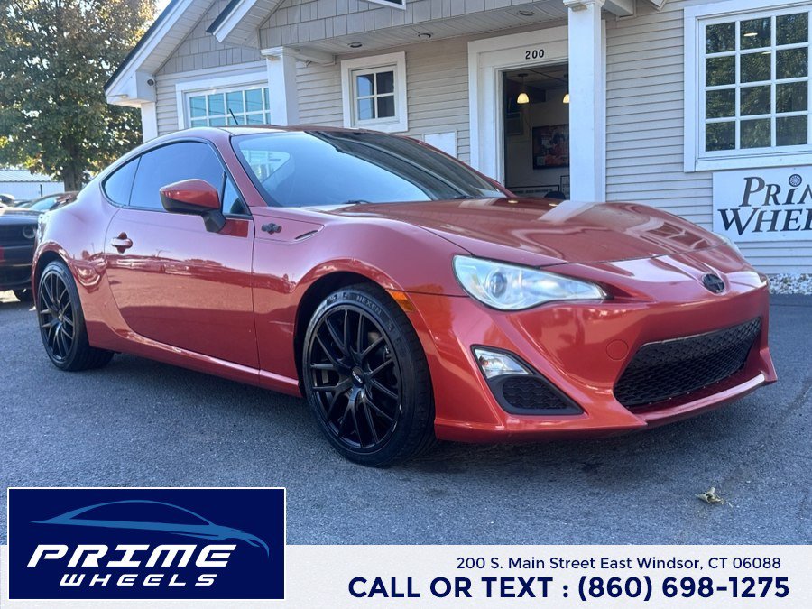 Used 2014 Scion FR-S RWD image 1