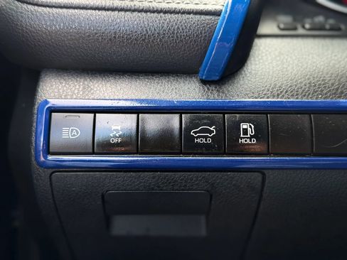 Used 2020 Toyota Camry SE image 26