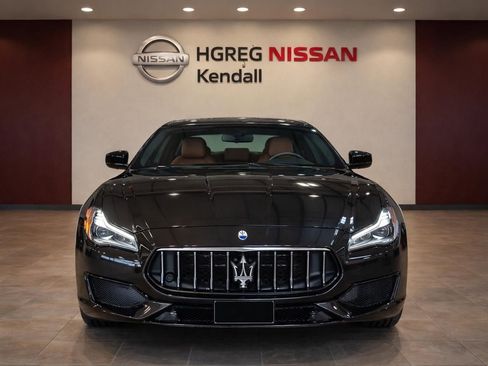 Used 2022 Maserati Quattroporte Modena RWD image 5