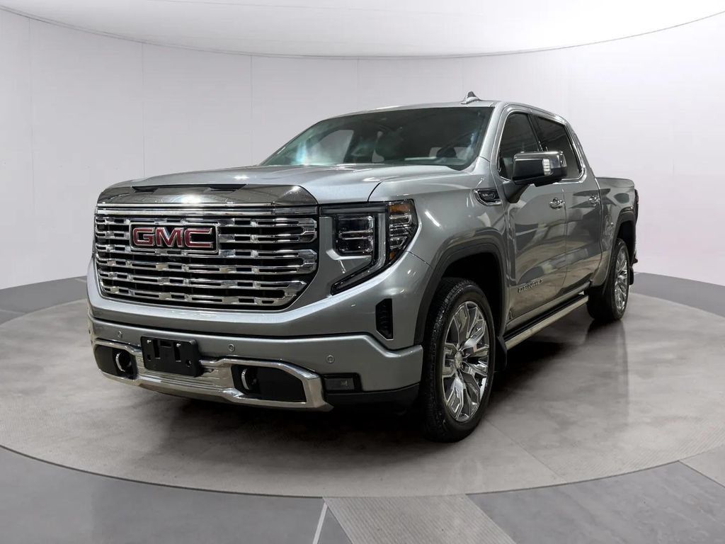 Used 2023 GMC Sierra 1500 Denali w/ Denali Reserve Package AWD/4WD image 7