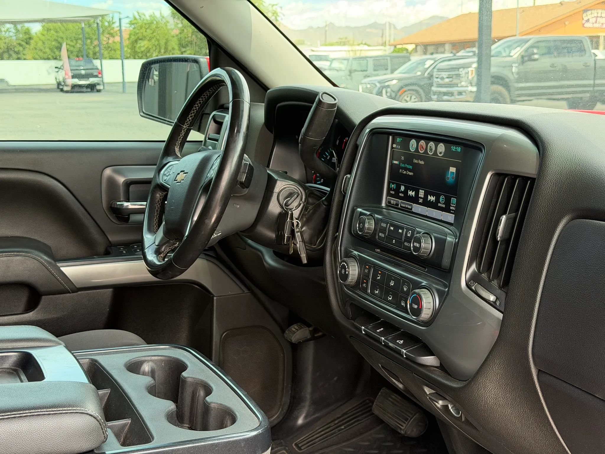 Used 2019 Chevrolet Silverado 1500 LT AWD/4WD image 25