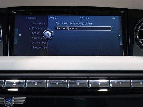 Used 2017 Rolls-Royce Phantom Drophead Coupe image 36