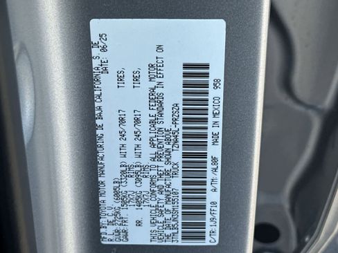 Used 2025 Toyota Tacoma SR5 AWD/4WD image 34