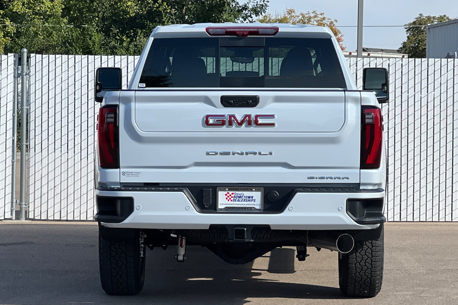 New 2026 GMC Sierra 2500 Denali w/ Technology Package AWD/4WD image 5