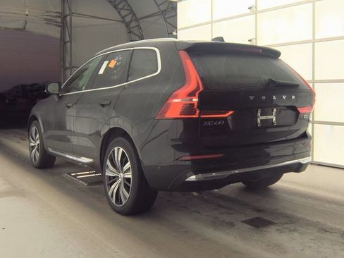 Used 2023 Volvo XC60 B5 Ultimate image 4