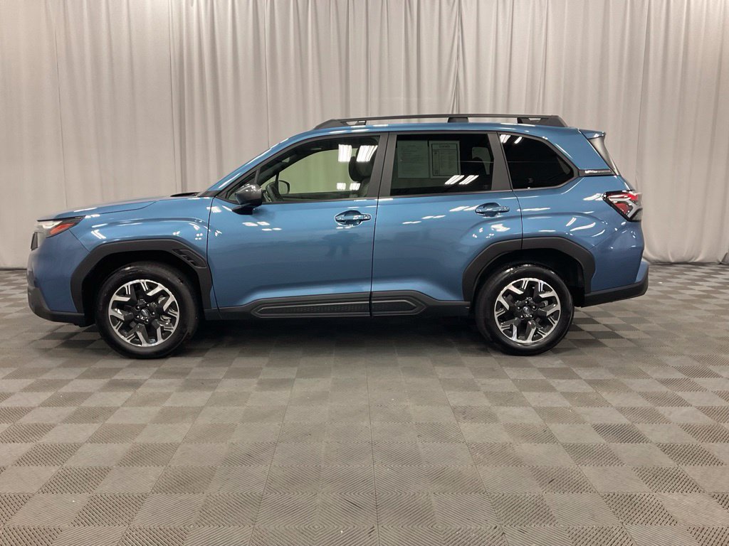 Used 2025 Subaru Forester Premium w/ Convenience Package #1 AWD/4WD image 16