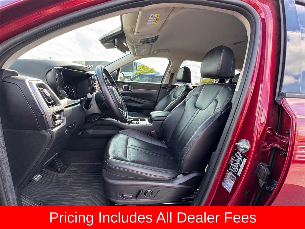 Used 2023 Kia Sorento S FWD image 16