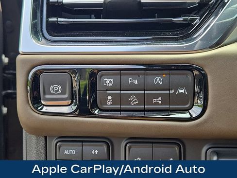 Used 2026 GMC Yukon Denali Ultimate AWD/4WD image 11